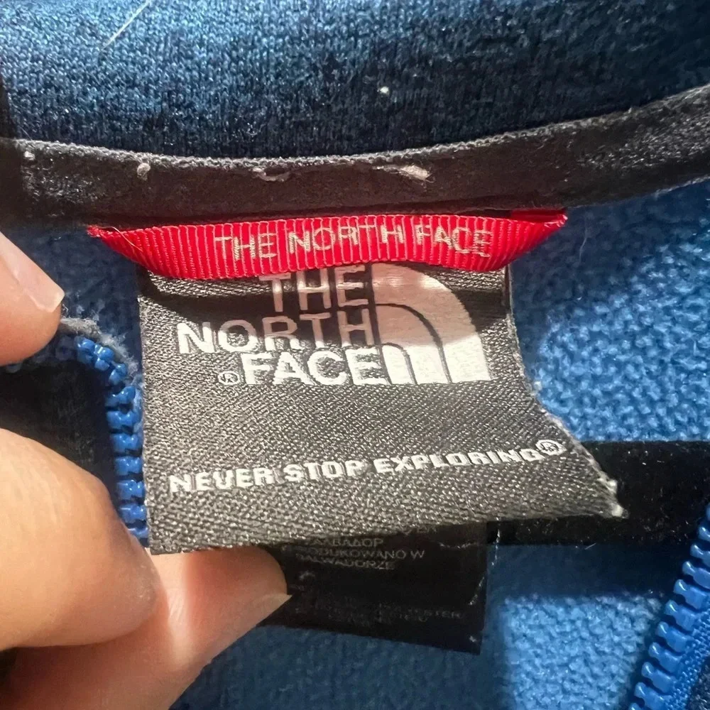 Men’s size XL north face quarter zip- letters are peeling a little as shown
